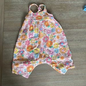 Angel Dear | 6-12 mo | Light-weight summer outfit | flower power pattern